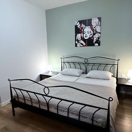 Serenity Apartments Cb 포르토로즈 외부 사진