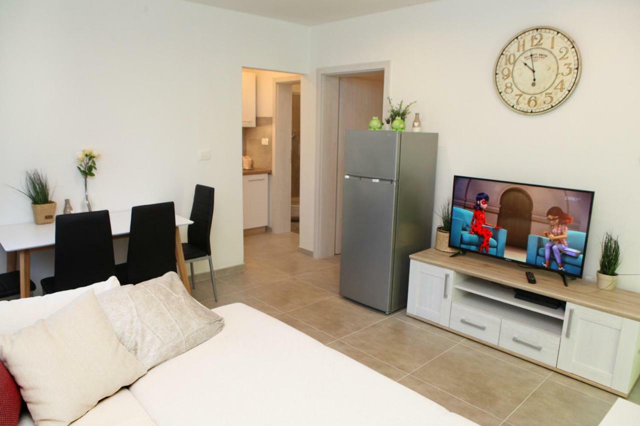Serenity Apartments Cb 포르토로즈 외부 사진